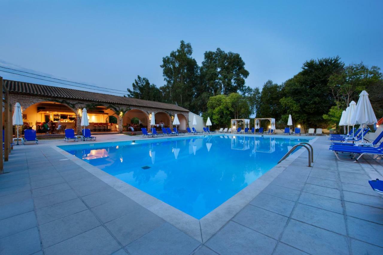 Amalia Hotel - Adults Only Dassia  Extérieur photo